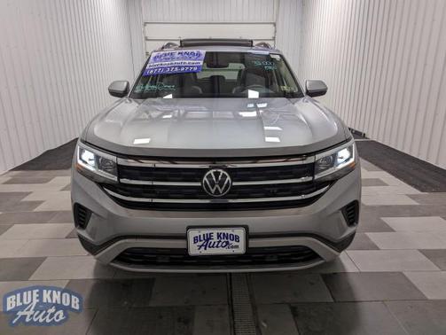 2023 Volkswagen Atlas 3.6L SE w/Technology