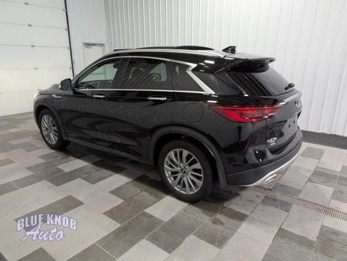 Black Obsidian 2023 INFINITI QX50 LUXE AWD