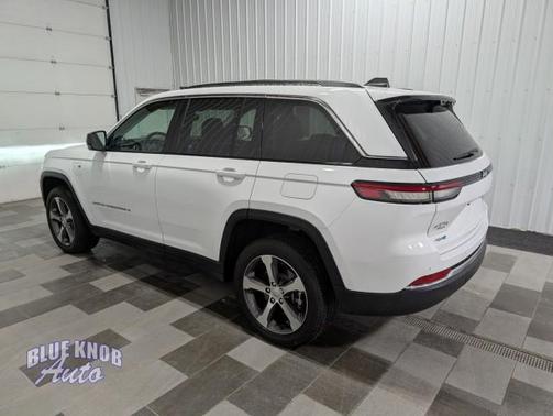 Bright White Clearcoat 2023 Jeep Grand Cherokee 4xe Base