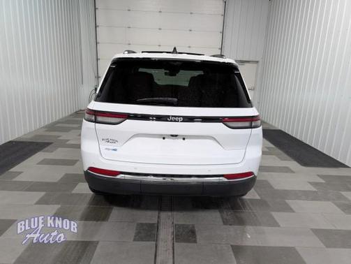 Bright White Clearcoat 2023 Jeep Grand Cherokee 4xe Base