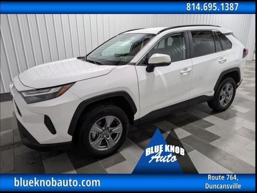 2025 Toyota RAV4 Hybrid XLE