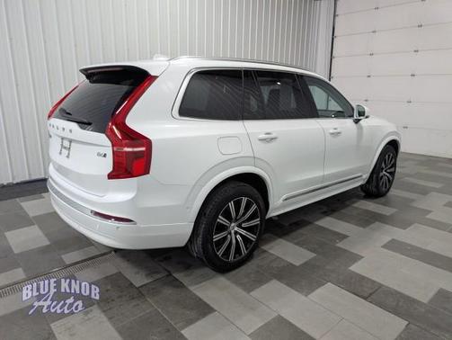2025 Volvo XC90 B6 Plus 7-Seater
