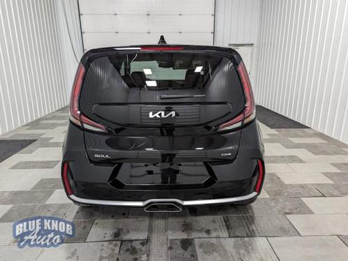 2023 Kia Soul GT-Line