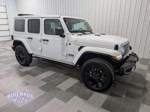 2025 Jeep Wrangler 4xe Sahara