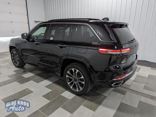 2022 Jeep Grand Cherokee Overland