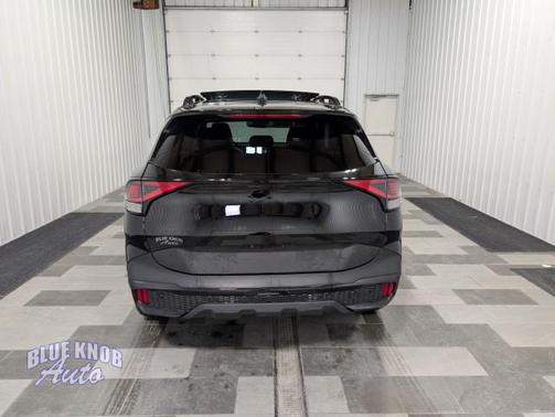 2025 Kia Sportage Plug-In Hybrid X-Line