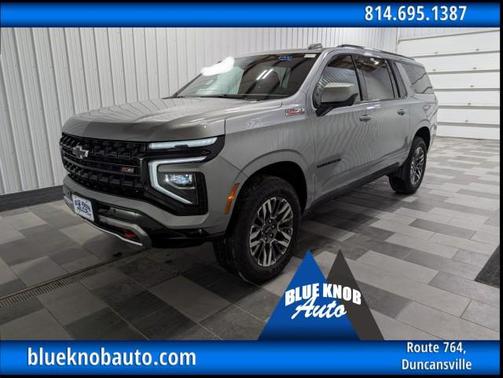 Sterling Gray Metallic 2025 Chevrolet Suburban 4WD Z71