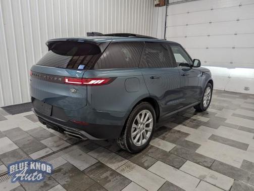 2023 Land Rover Range Rover Sport SE