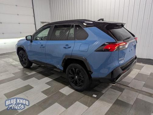 2024 Toyota RAV4 Hybrid SE
