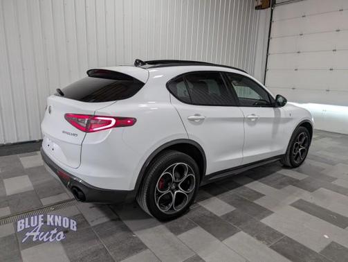 2024 Alfa Romeo Stelvio Ti
