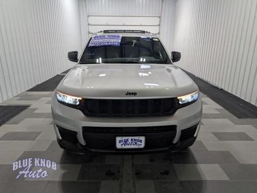 Silver Zynith 2023 Jeep Grand Cherokee L Altitude