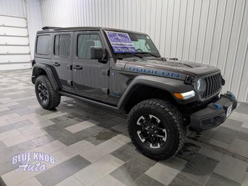 Granite Crystal Metallic Clearcoat 2025 Jeep Wrangler 4xe Rubicon