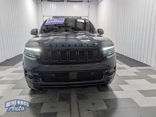 2023 Jeep Wagoneer Series II Carbide 4x4