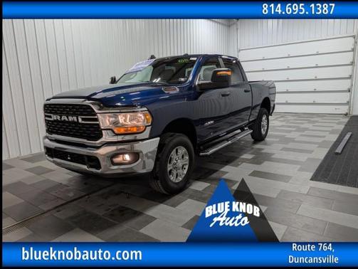 2024 RAM 2500 Big Horn Crew Cab 4x4 6'4' Box