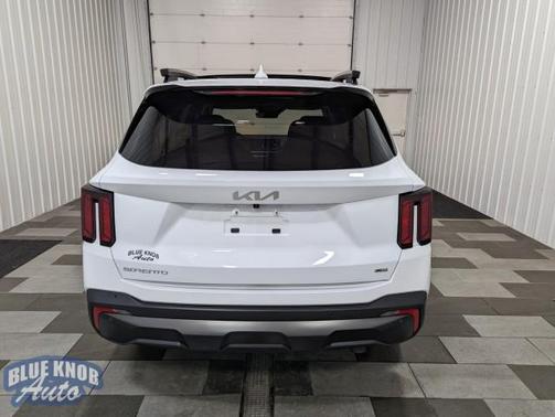 2024 Kia Sorento EX