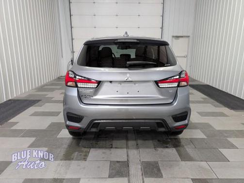 Mercury Gray Metallic 2025 Mitsubishi Outlander Sport SE