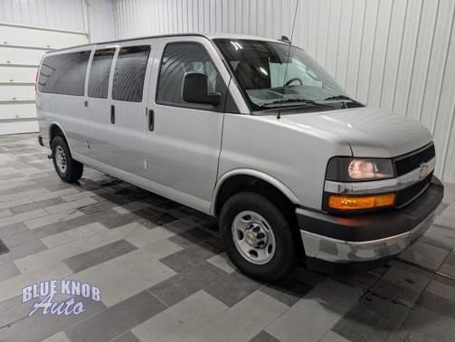 2025 Chevrolet Express 3500 RWD 3500 Extended Wheelbase LT