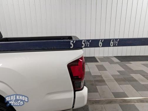 2022 Toyota Tacoma SR