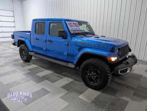 Hydro Blue Pearlcoat 2025 Jeep Gladiator High Tide