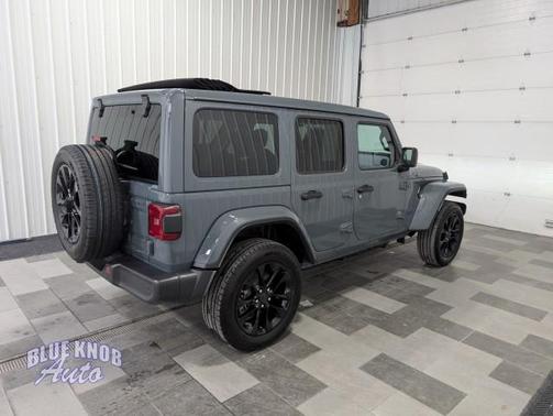 Anvil Clearcoat 2025 Jeep Wrangler 4xe Sahara