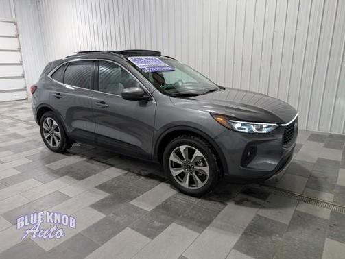 2025 Ford Escape Platinum