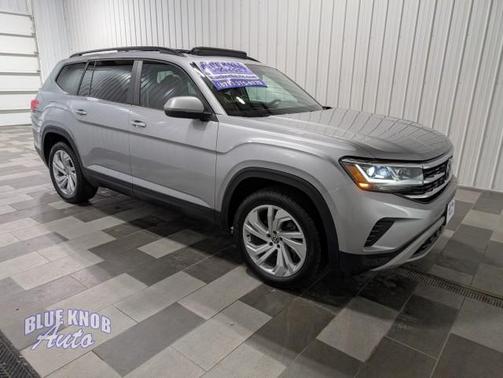 Pyrite Silver Metallic 2022 Volkswagen Atlas 3.6L SE w/Technology