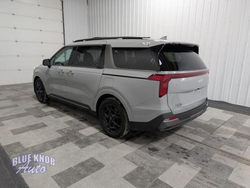 2025 Kia Carnival SX