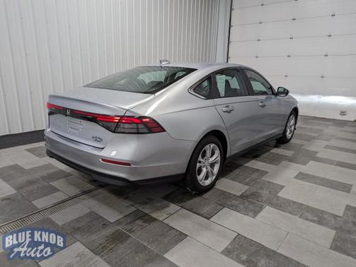 2025 Honda Accord LX 1.5T