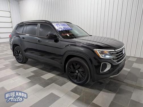 2024 Volkswagen Atlas 2.0T SE w/Technology 4MOTION