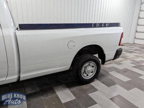 2023 RAM 2500 Tradesman Regular Cab 4x2 8' Box