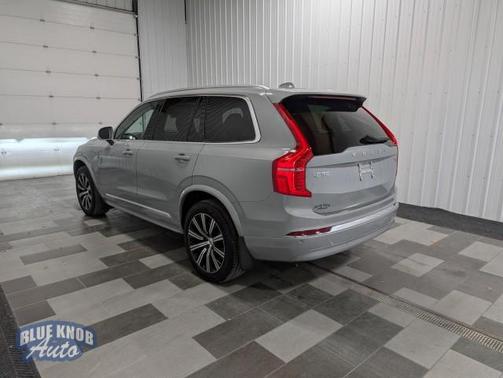 2024 Volvo XC90 B6 Plus Bright Theme 6-Seater