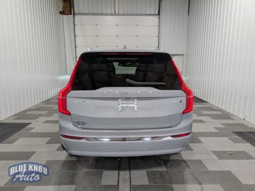 2024 Volvo XC90 B6 Plus Bright Theme 6-Seater