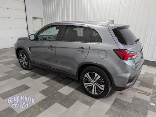 2025 Mitsubishi Outlander Sport SE