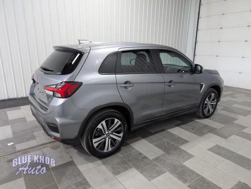 2025 Mitsubishi Outlander Sport SE