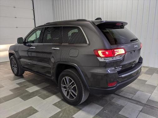 Photo 2 of 19 of 2021 Jeep Grand Cherokee Limited