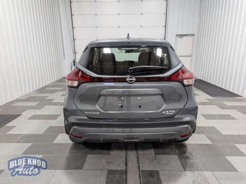2023 Nissan Kicks S