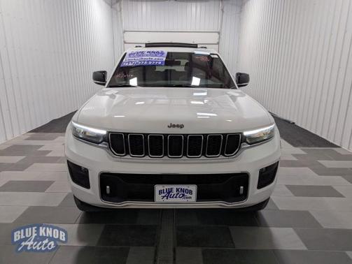 2022 Jeep Grand Cherokee Overland