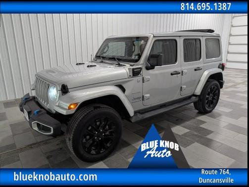 Silver Zynith Clearcoat 2023 Jeep Wrangler 4xe Sahara