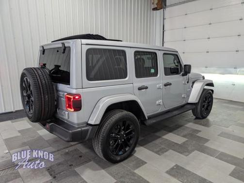 Silver Zynith Clearcoat 2023 Jeep Wrangler 4xe Sahara
