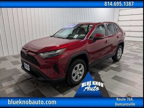 2025 Toyota RAV4 LE