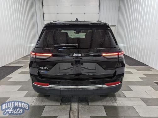 2022 Jeep Grand Cherokee 4xe Base
