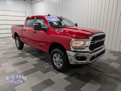 2024 RAM 2500 Big Horn Crew Cab 4x4 6'4' Box