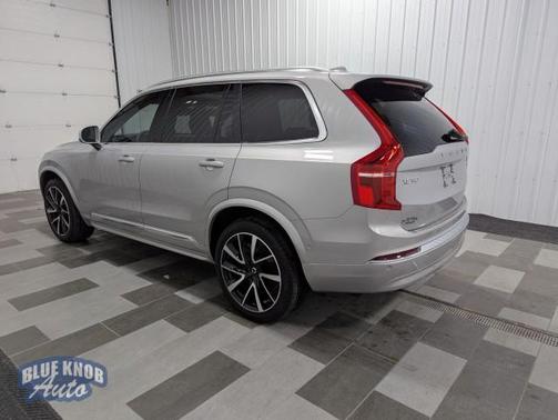 2024 Volvo XC90 B6 Plus Bright Theme 7-Seater