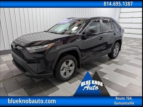 2025 Toyota RAV4 Hybrid XLE
