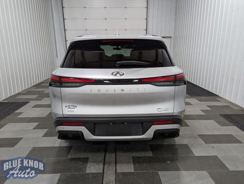2023 INFINITI QX60 Pure