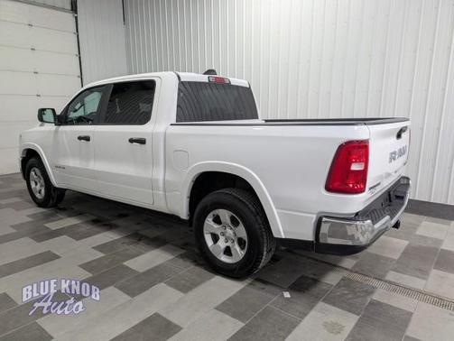 Bright White Clearcoat 2025 RAM 1500 Big Horn/Lone Star