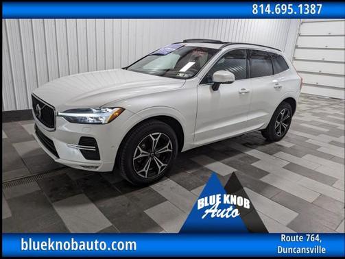 2022 Volvo XC60 B5 Momentum