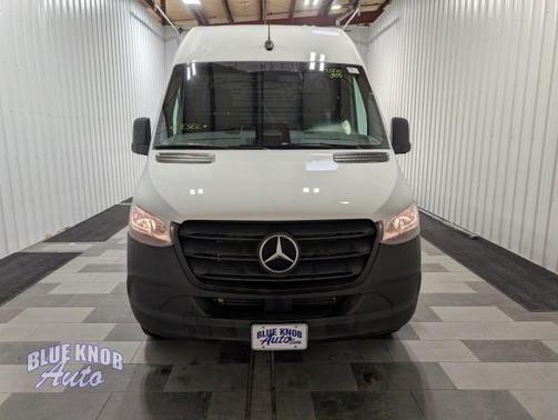 2025 Mercedes-Benz Sprinter 2500 Standard Roof