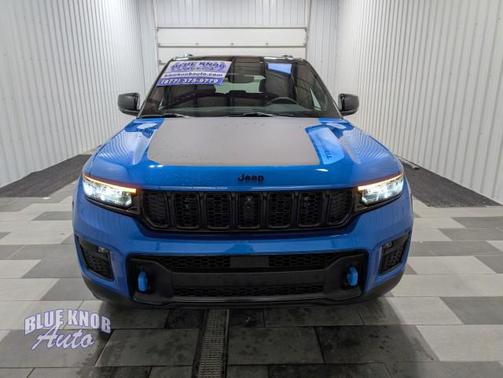 2022 Jeep Grand Cherokee 4xe Trailhawk