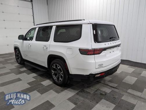 2023 Jeep Wagoneer Series III 4x4